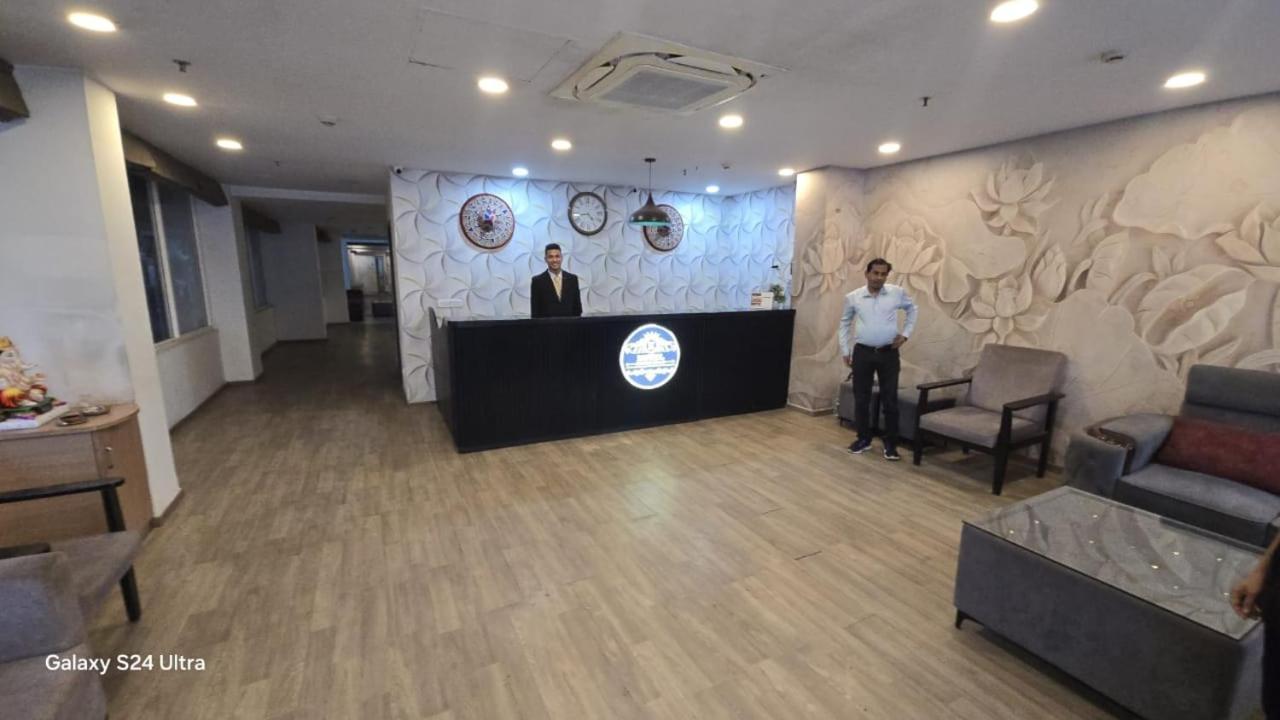 Hotel Eureka Grand グワーハーティー エクステリア 写真
